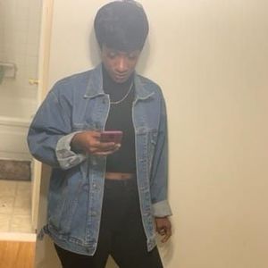 Meet your Posher, Nadia